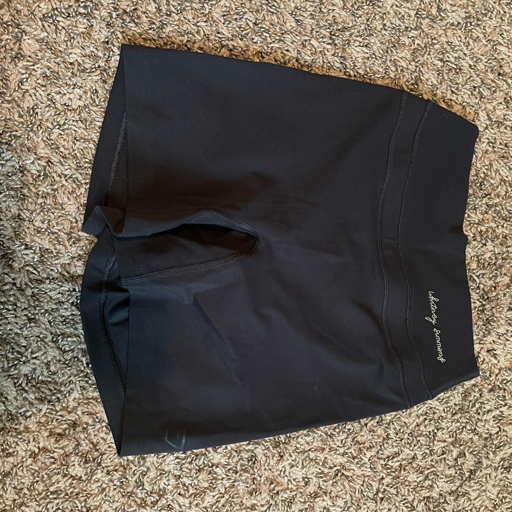 💥SOLD💥 Gymshark Whitney Simmons shorts
